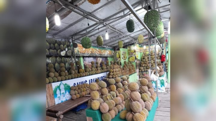Beberapa Spot Makan Durian Enak di Lampung