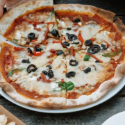 5 Kedai Pizza ala Italia dan New York di Yogyakarta